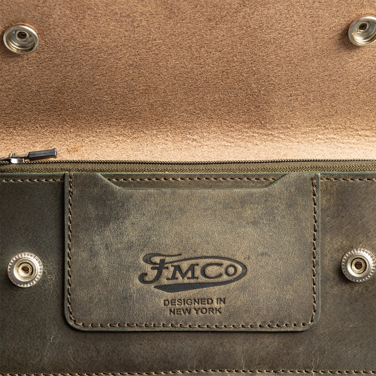 LARGE TRUCKER - Vegetable Tanned Leather Wallet - Image 7