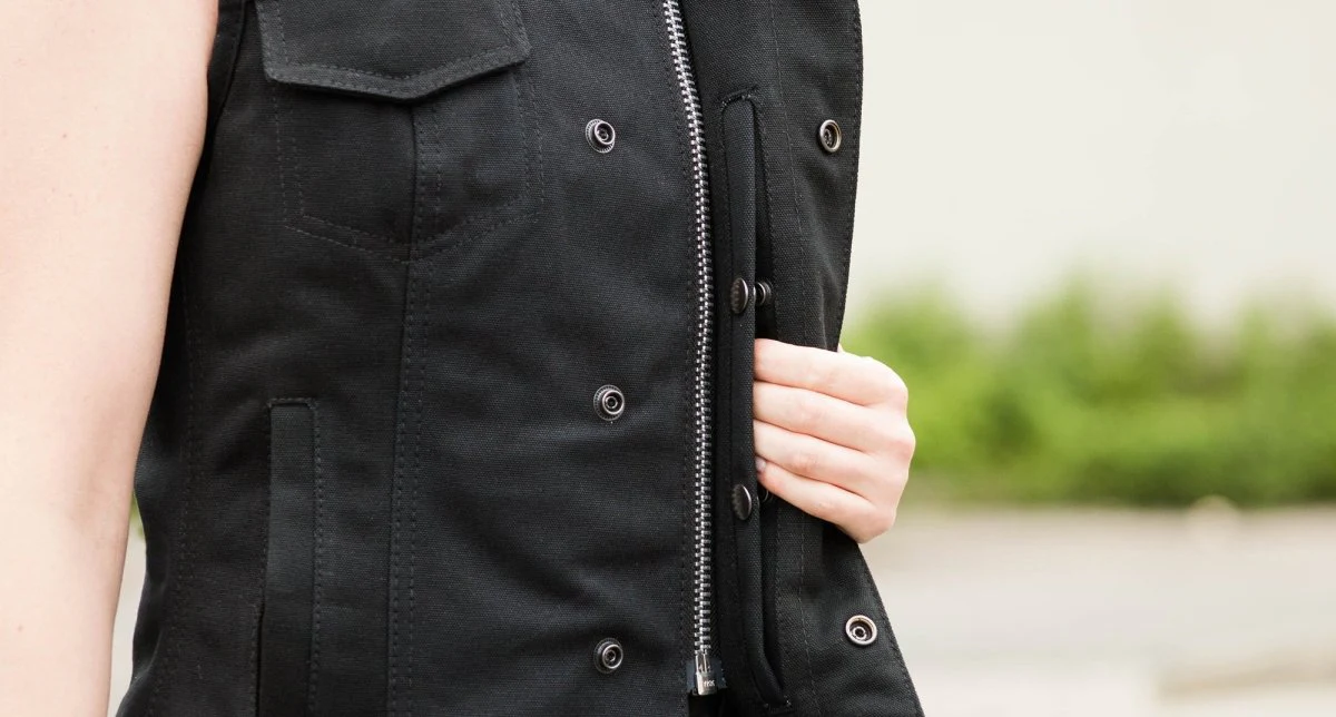 Ludlow Women's Motorcycle Canvas Vest - Image 5